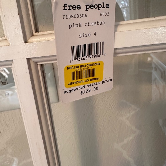 Free people Mini skirt. Sequin. Size 4 - Picture 7 of 9